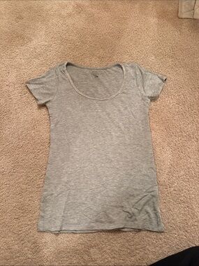 MJestic Paris Rhinestone Scoop Neck Short Sleeve Top - Light Gray